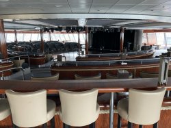 Norwegian Gem Spinnaker Lounge picture