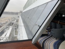 Norwegian Gem Spinnaker Lounge picture