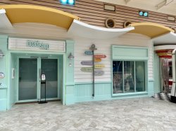 Oasis of the Seas Boardwalk picture