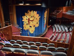 Norwegian Gem Stardust Theater picture