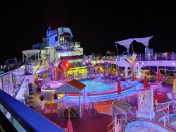 Odyssey of the Seas Main Pool picture