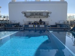 Norwegian Breakaway Main Pool picture