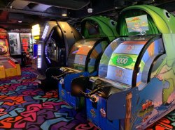 Norwegian Breakaway Video Arcade picture