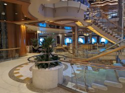 Navigator of the Seas Boleros Lounge picture