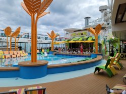 Odyssey of the Seas Main Pool picture