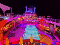 Odyssey of the Seas Main Pool picture