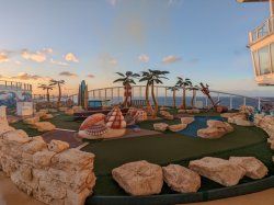 Symphony of the Seas Mini Golf picture