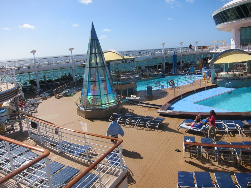 Voyager of the Seas Main Pools Pictures