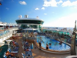 Vision of the Seas Main Pool picture