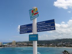 Carnival Breeze Jogging Track picture