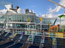 Oasis of the Seas Deck 16 picture