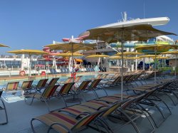 Oasis of the Seas Beach Pool picture