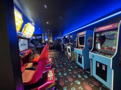 Scarlet Lady Arcade picture