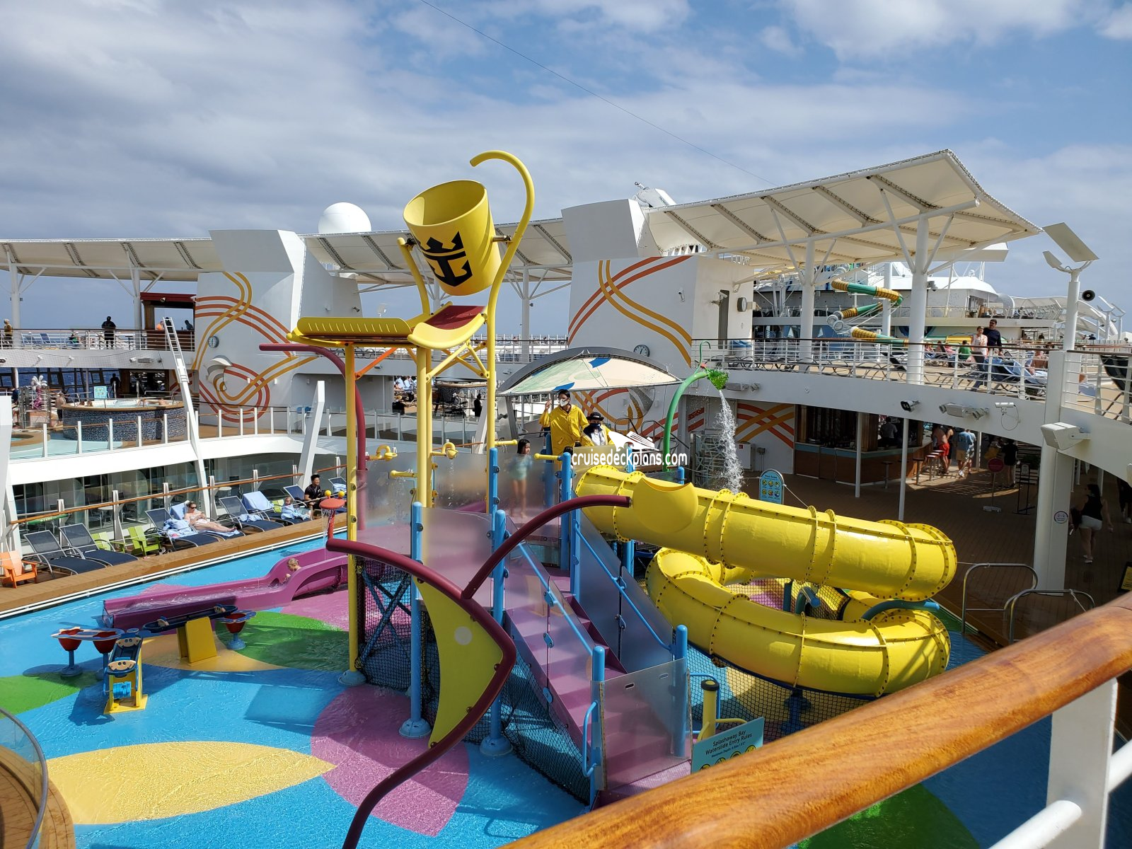 https://www.cruisedeckplans.com/DP/deckpictures/141/org/HarDec-79107-1645885439.jpg