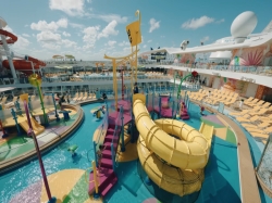 Wonder of the Seas Splashaway Bay picture