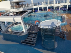 Norwegian Escape Main Pool picture