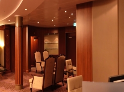 Oasis of the Seas Main Dining Room picture