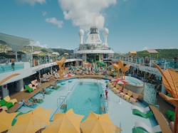 Odyssey of the Seas Main Pool picture