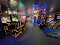 Mariner of the Seas Video Arcade picture