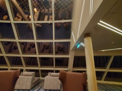 Norwegian Joy Horizon Lounge picture