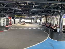 Norwegian Bliss Race Track picture