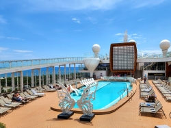 Celebrity Edge Pool picture