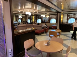 Navigator of the Seas Cafe Promenade picture