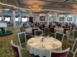 Norwegian Pearl Summer Palace Main Dining Room picture