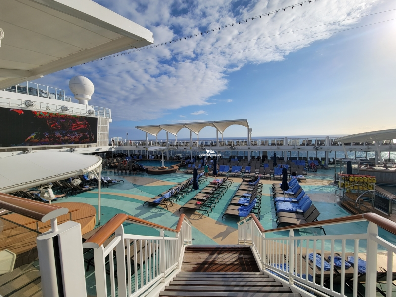 Norwegian Joy Pool Pictures