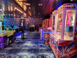 Freedom of the Seas Video Arcade picture