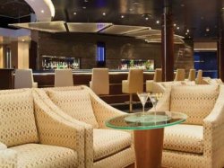 Seven Seas Voyager Voyager Lounge picture