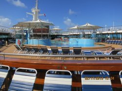 Grandeur of the Seas Main Pool picture