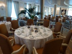 Oceania Riviera Grand Dining Room picture