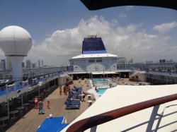 Norwegian Sky Pools picture