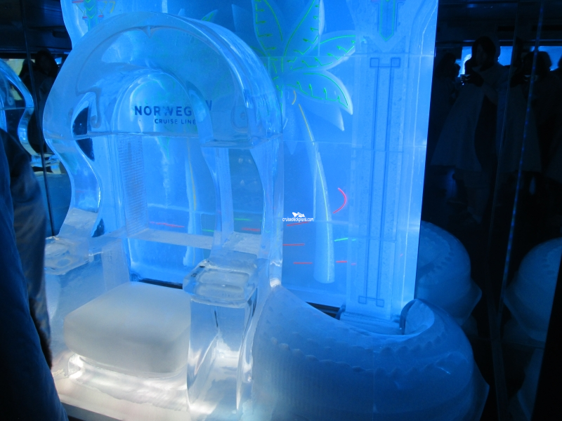 norwegian epic ice bar