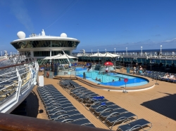 Grandeur of the Seas Main Pool picture