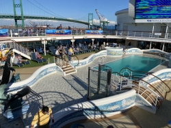 Sapphire Princess Neptunes Reef & Pool picture