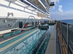 MSC Seascape Infinity Pool picture