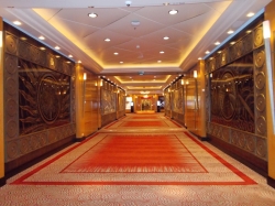 Queen Mary Hallway picture