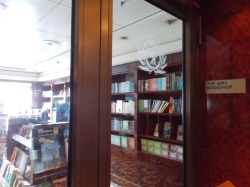 Queen Mary QM2 Bookshop picture