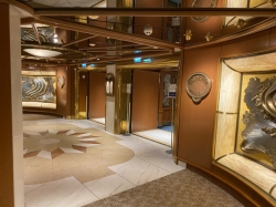 Island Princess Bordeaux Dining Room picture