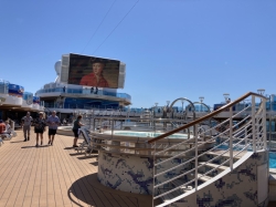 Royal Princess III Main Pool picture