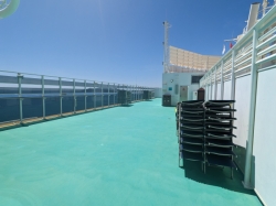 Norwegian Epic Public Sun Deck picture