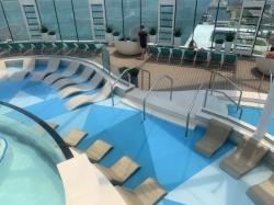 Wonder of the Seas Solarium picture