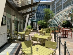 Allure of the Seas Park Cafe picture
