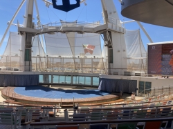 Allure of the Seas Aquatheater picture