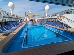 Norwegian Sky Pools picture