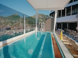 Norwegian Viva Main Pool picture