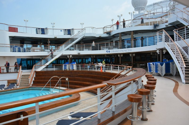Grand Princess Terrace Pool Pictures