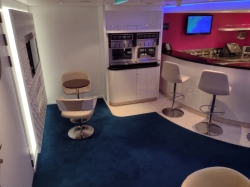 Norwegian Breakaway Studio Lounge picture